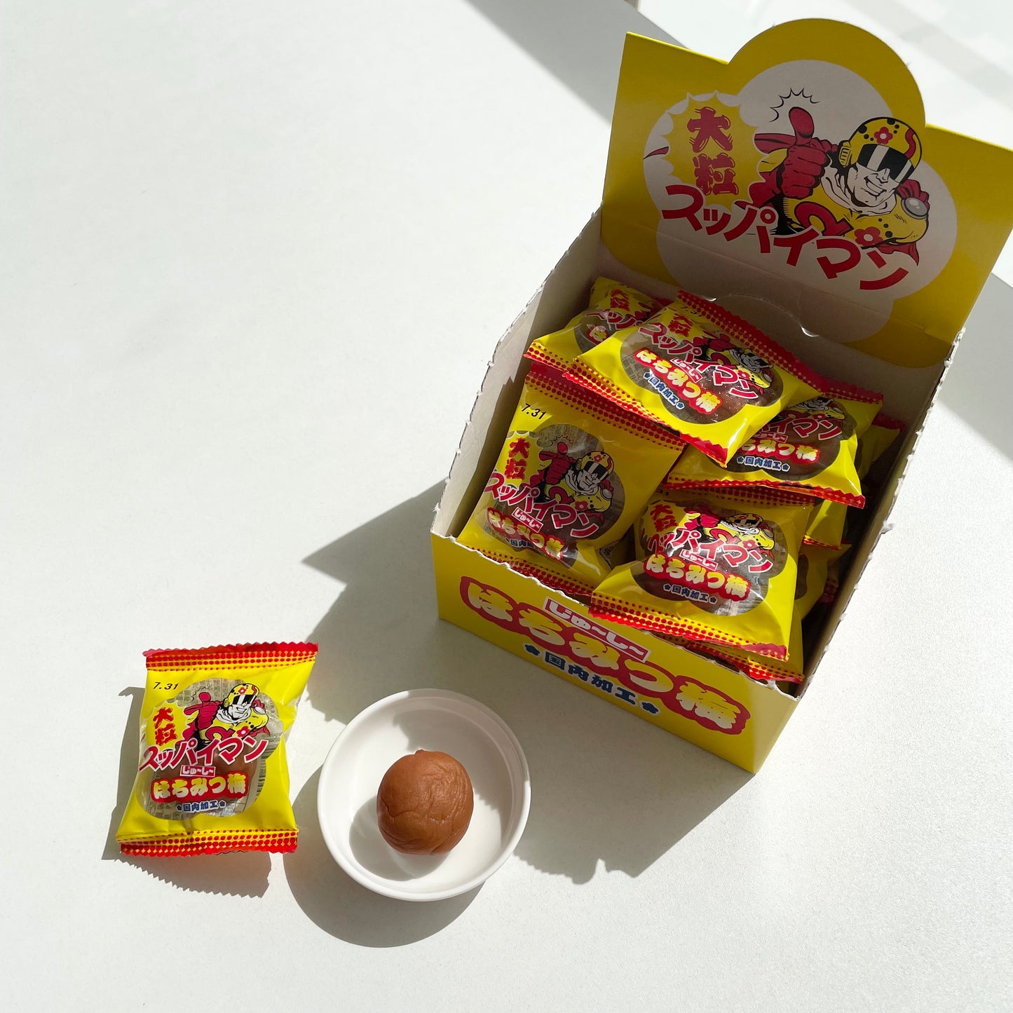 【箱買い】大粒　じゅーしーはちみつ梅（18粒入）