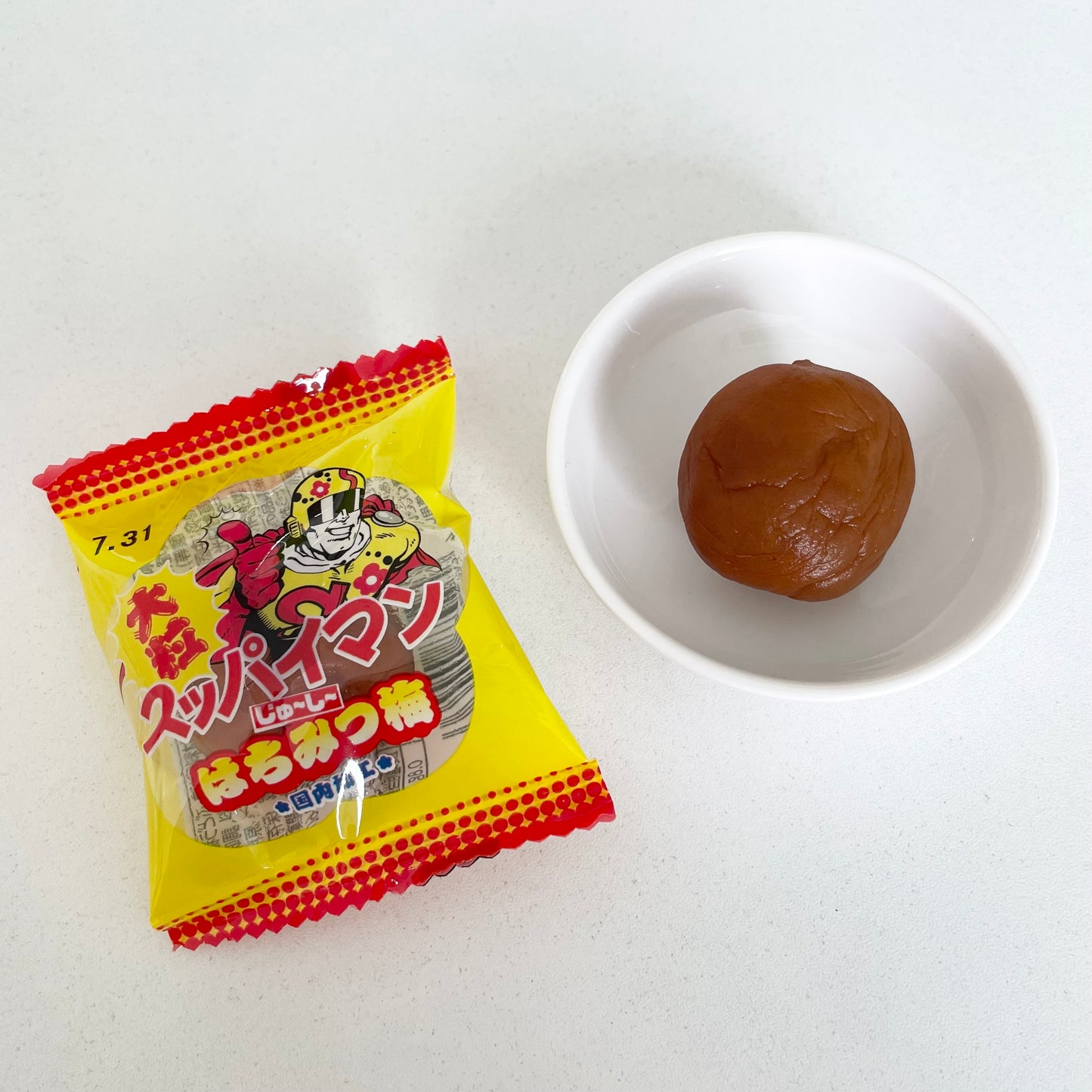 【箱買い】大粒　じゅーしーはちみつ梅（18粒入）